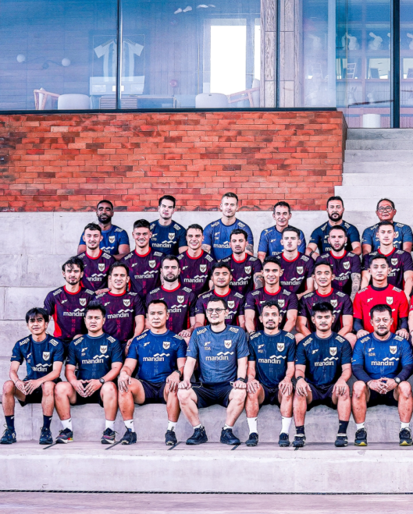 聚点股 足球报：印尼队多名球员将缺席与国足的比赛，集训着重练习定位球